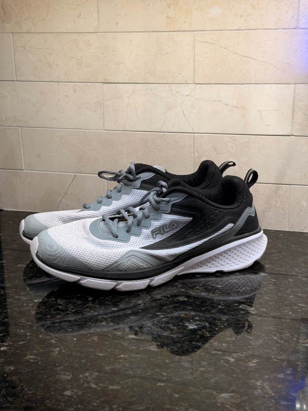 FILA Men's Memory Primeforce Running Sneakers - White/Black/Grey